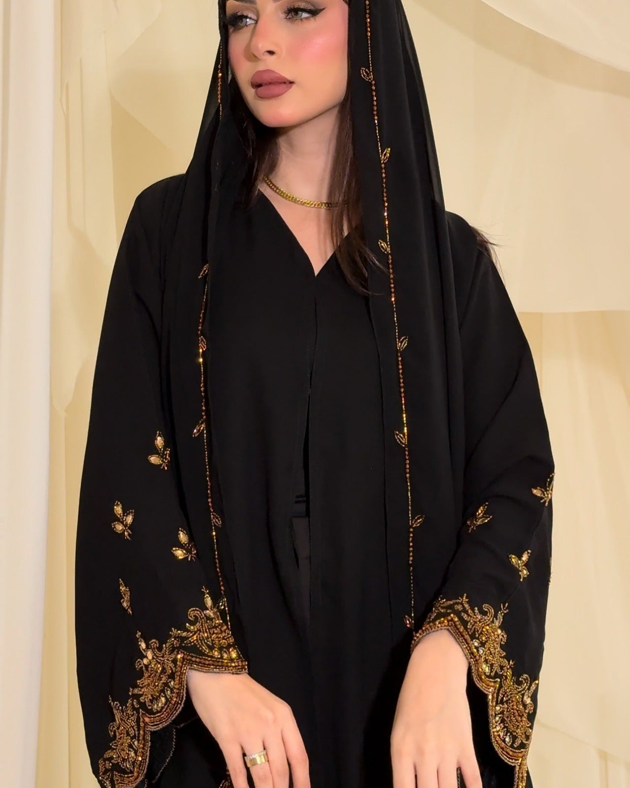 Kenane Abaya